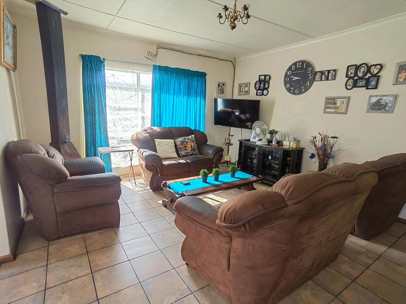 4 Bedroom Property for Sale in Montana Western Cape